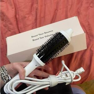 White and Black Hot Air Round Brush Hair Styler